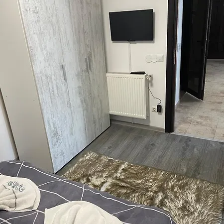 Apartament Mamaia Nord アパート ナボダリ